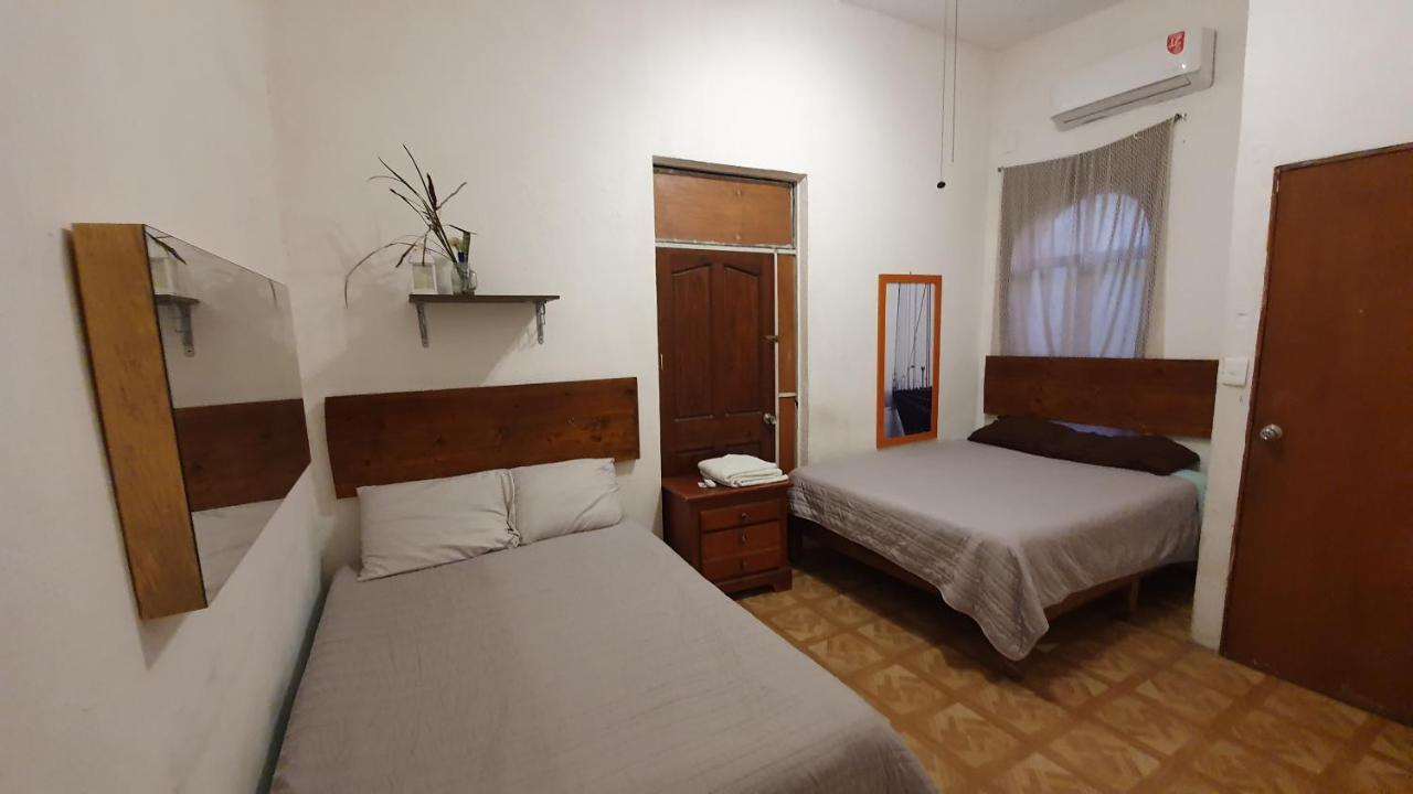 Taiyari Hostal Monterrey Exterior photo